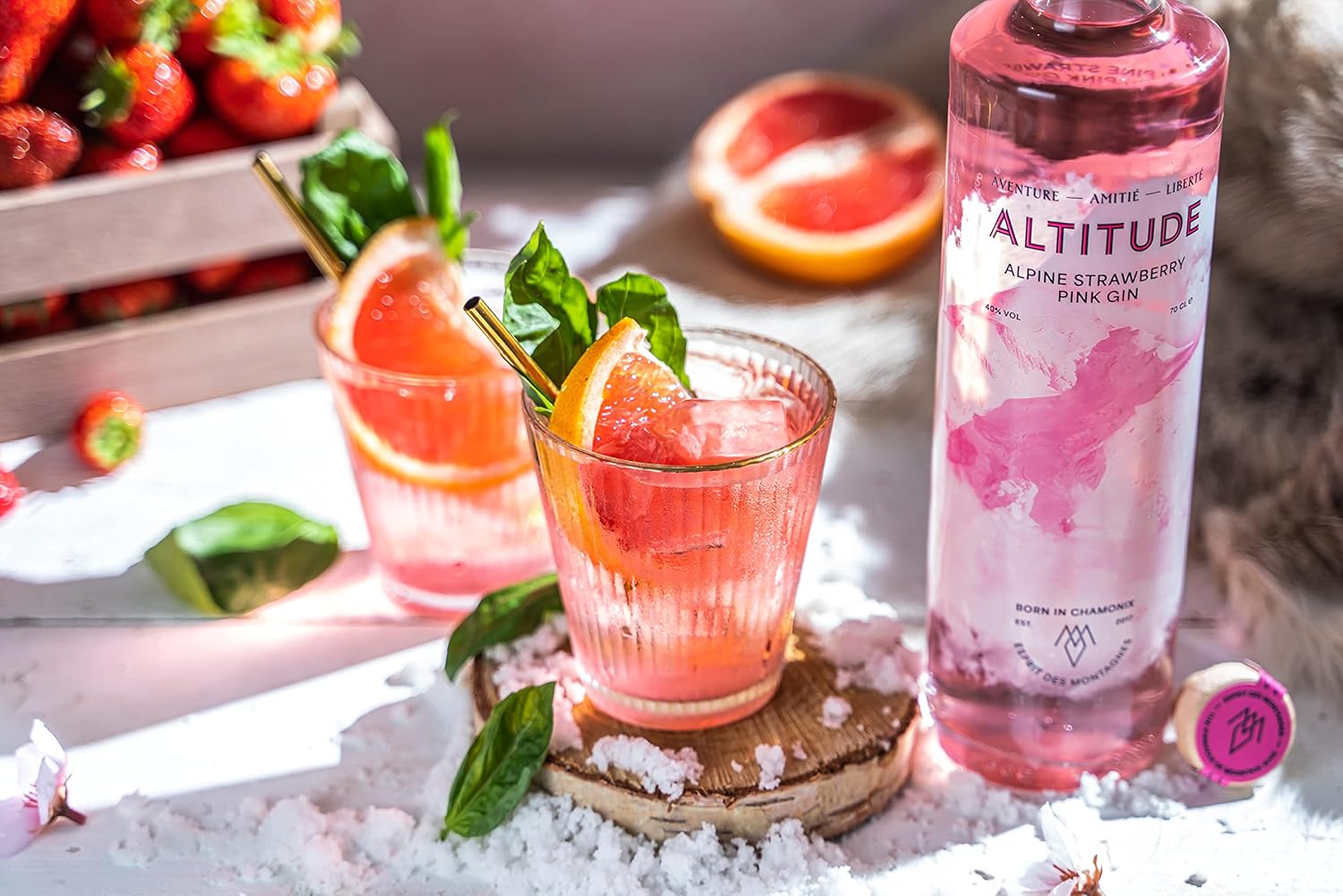 altitude alpine strawberry gin