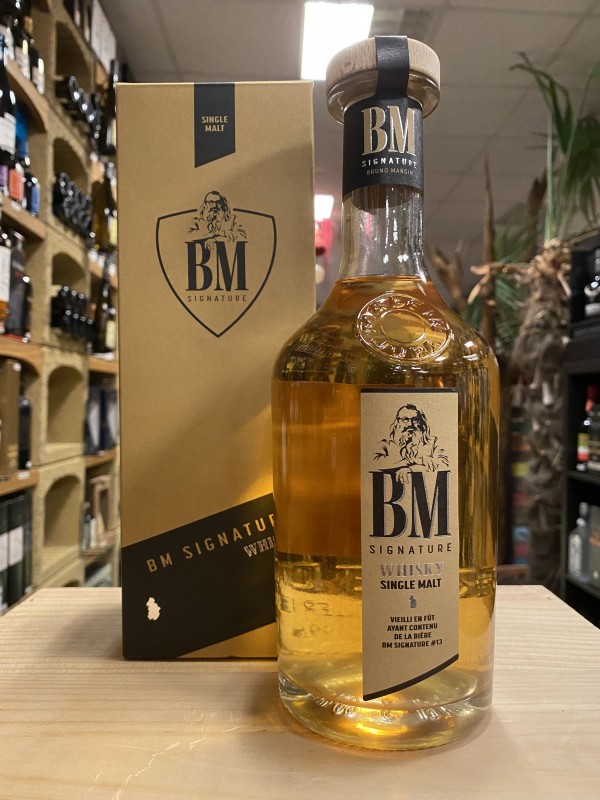 BM signature fumé au tuyé